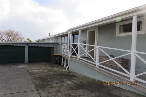 Photo of property in 2/46 Gulf View Road, Murrays Bay, Auckland, 0630