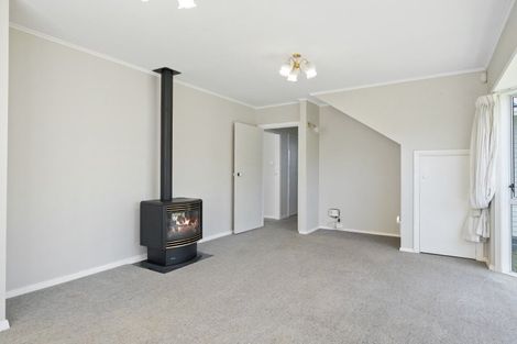 Photo of property in 48 Fraser Crescent, Elderslea, Upper Hutt, 5018