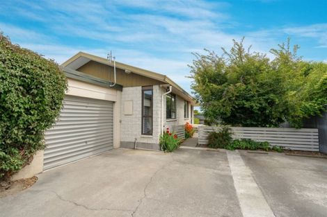 Photo of property in 1/11 Manor Place, Bryndwr, Christchurch, 8053