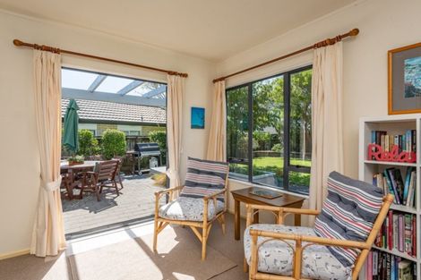 Photo of property in 7 San Vito Place, Paraparaumu Beach, Paraparaumu, 5032