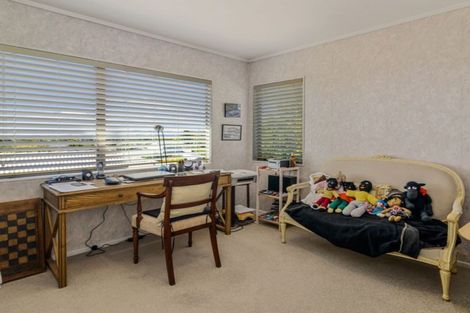 Photo of property in 3 Cobbe Place, Pomare, Rotorua, 3015