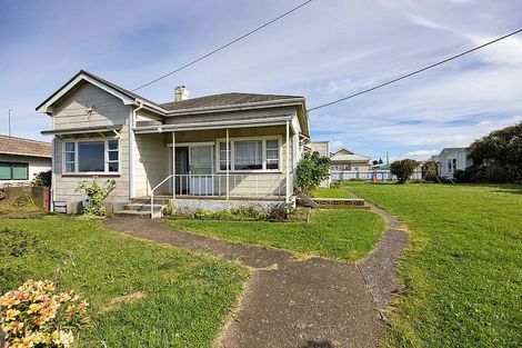 Photo of property in 6 Lincoln Street, Patea, 4520