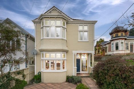 Photo of property in 23 Naughton Terrace, Kilbirnie, Wellington, 6022