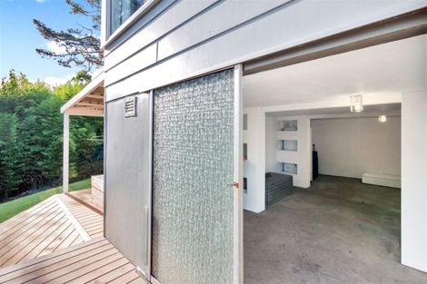 Photo of property in 28 Mawney Road, Henderson, Auckland, 0610