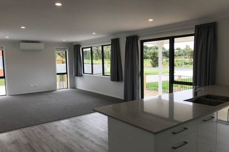 Photo of property in 1 Pohutukawa Way, Gate Pa, Tauranga, 3112
