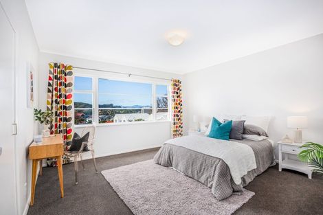 Photo of property in 8 Papawai Terrace, Mount Cook, Wellington, 6021