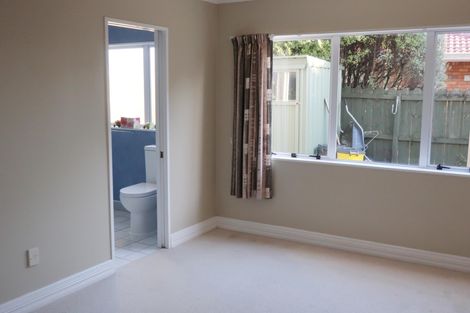 Photo of property in 21 Chippewa Place, Conifer Grove, Takanini, 2112