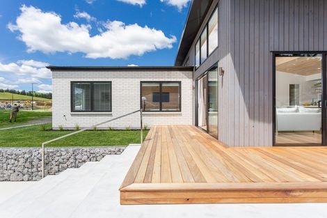 Photo of property in 129 Adler Drive, Ohauiti, Tauranga, 3112