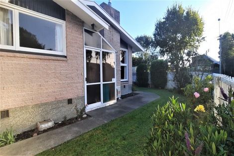 Photo of property in 8 Aorangi Road, Papanui, Christchurch, 8053