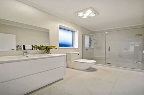 Photo of property in 3 Papaview Road, Papakura, 2110