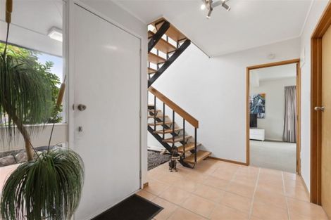 Photo of property in 1/51 East Coast Road, Milford, Auckland, 0620