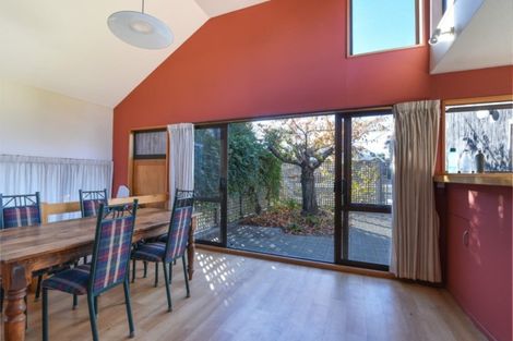 Photo of property in 3 Cypress Court, Kelvin Heights, Queenstown, 9300