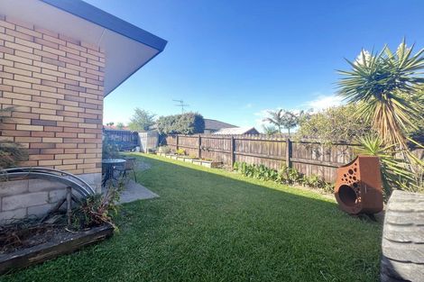 Photo of property in 30 Rathmar Drive, Manurewa, Auckland, 2105
