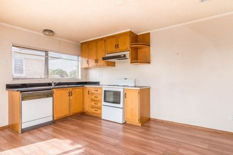 Photo of property in 1/170 Titirangi Road, New Lynn, Auckland, 0600