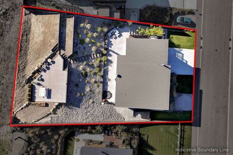 Photo of property in 71 Stratford Drive, Mount Pisa, Cromwell, 9383