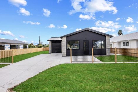 Photo of property in 14 Guy King Place, Huntly, 3700