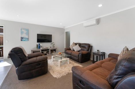 Photo of property in 71 Waterstone Avenue, Paraparaumu, 5032