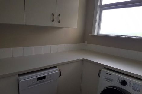 Photo of property in 10 Mcdonald Place, Awapuni, Palmerston North, 4412