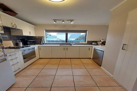 Photo of property in 17 Mallard Grove, Churton Park, Wellington, 6037