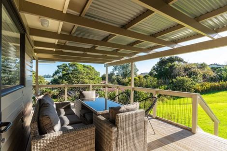 Photo of property in 13 Regent Street, Whakapirau, Maungaturoto, 0583