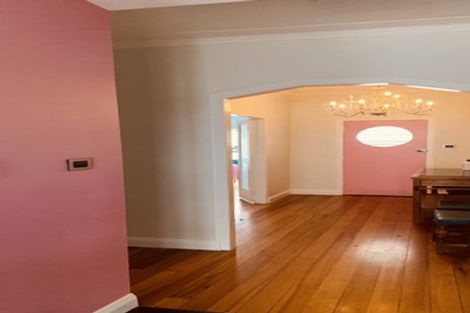 Photo of property in 2 Fairfield Road, Fairfield, Hamilton, 3214