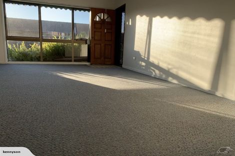 Photo of property in 1/6 Colleen Norma Place, Half Moon Bay, Auckland, 2012