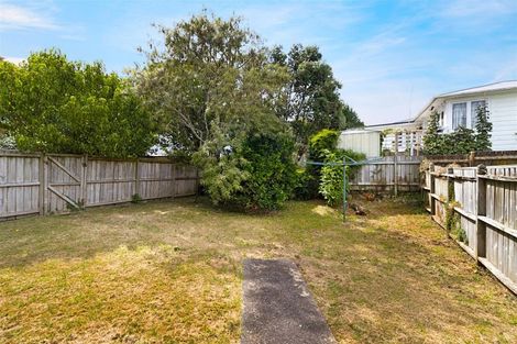 Photo of property in 2/60 Gardner Avenue, New Lynn, Auckland, 0600