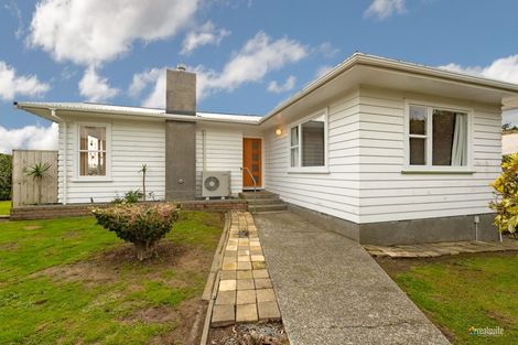 Photo of property in 8 Glen Alton Avenue, Paparangi, Wellington, 6037