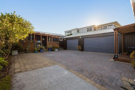 Photo of property in 159 Pukehina Parade, Pukehina, Te Puke, 3189