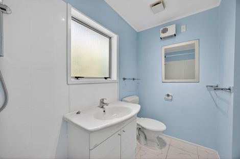 Photo of property in 2/34a Helena Street, Massey, Auckland, 0614