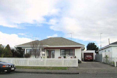 Photo of property in 409 Massey Street, Akina, Hastings, 4122
