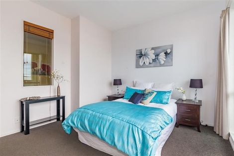 Photo of property in Metro Apartments, 8/220 Thorndon Quay, Pipitea, Wellington, 6011