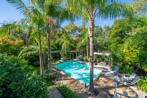 Photo of property in 36 Curacao Place, Half Moon Bay, Auckland, 2012