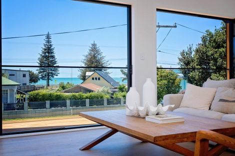 Photo of property in 96 Charles Street, Westshore, Napier, 4110