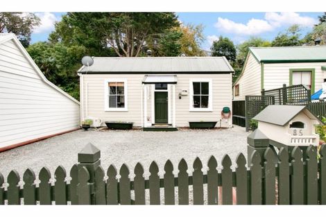 Photo of property in 85 Milton Road, Bluff Hill, Napier, 4110