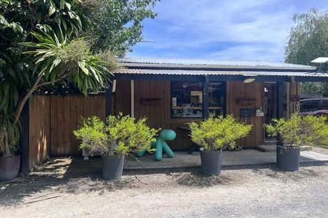 Photo of property in 140 Mako Mako Road, Levin, 5510