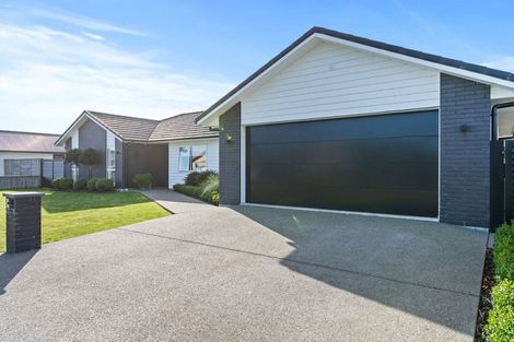 Photo of property in 4 Fantail Avenue, Carterton, 5713