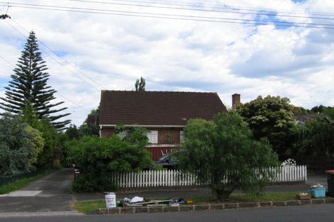 Photo of property in 23a Alberta Street, Point Chevalier, Auckland, 1022