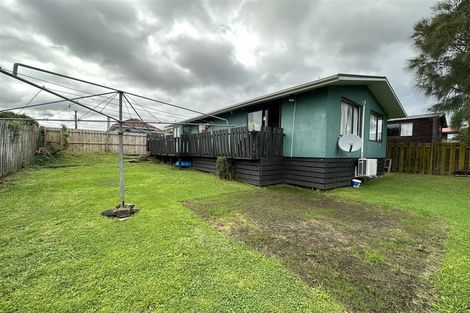 Photo of property in 123 Astley Avenue, New Lynn, Auckland, 0600