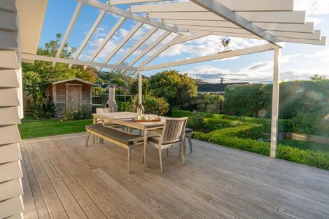 Photo of property in 450 Te Moana Road, Waikanae, 5036