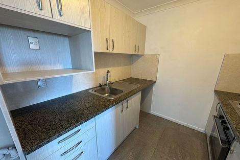 Photo of property in 16 Mangerton Lane, East Tamaki Heights, Auckland, 2016