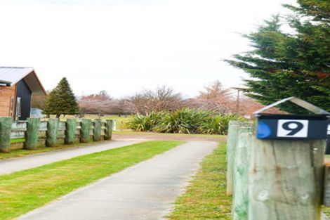 Photo of property in 9 Snowmass Drive, Ohakune, 4625