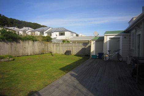 Photo of property in 15 Porritt Avenue, Mount Victoria, Wellington, 6011