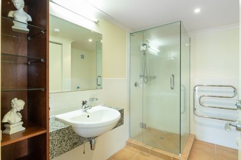 Photo of property in 308/178 Marine Parade, Mount Maunganui, 3116