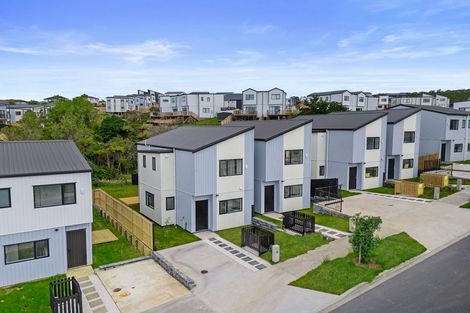 Photo of property in 49b Crestview Rise, Papakura, 2110