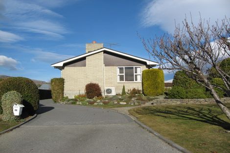 Photo of property in 64 Donegal Street, Cromwell, 9310