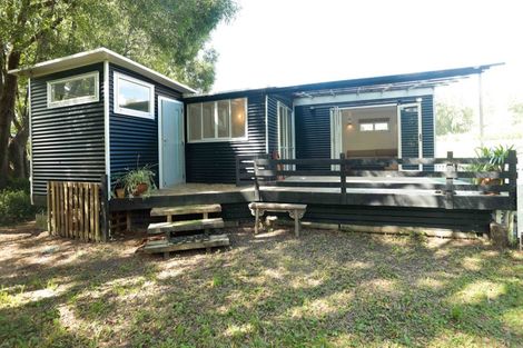 Photo of property in 27 Robinson Road, Coatesville, Albany, 0793