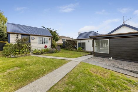Photo of property in 28 Brighton Road, Green Island, Dunedin, 9018