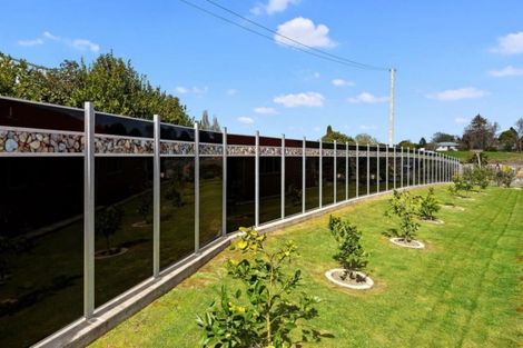 Photo of property in 7 Te Kauwhata Road, Te Kauwhata, 3710