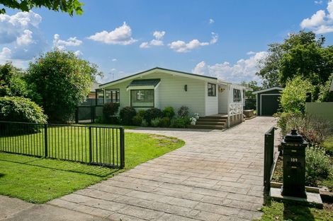 Photo of property in 109 Hall Street, Cambridge, 3434